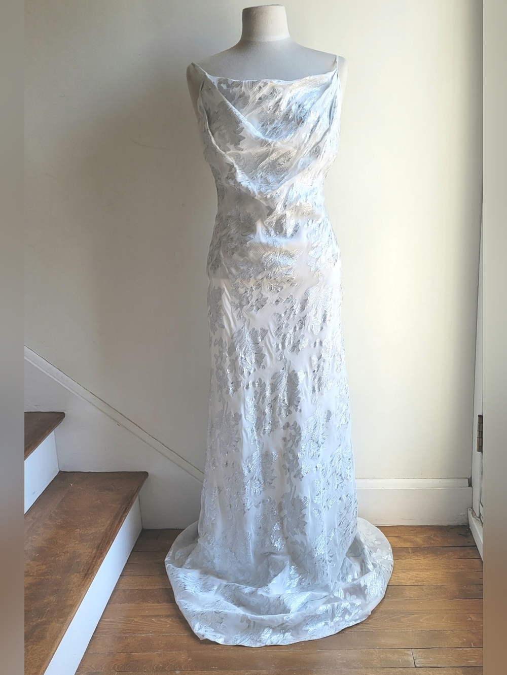 NWOT HALSTON White Silver Cowl Neck Floor Length Dress Gown Thin Straps Small